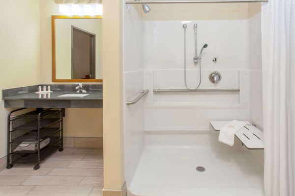 Hotel BAYMONT GRAND FORKS (Grand Forks)